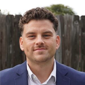 Meet your Posher, Derek